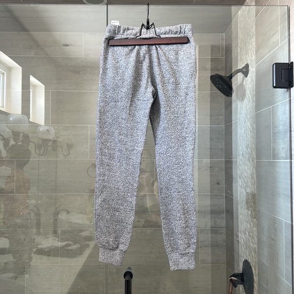 Roots sweat suit girls size 9-10 / L - Picture 5 of 5